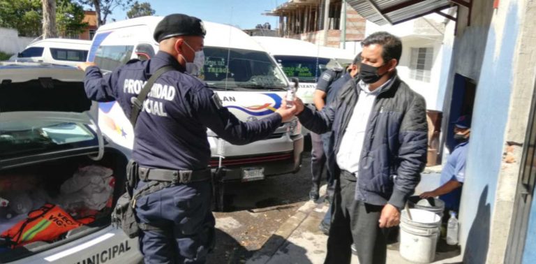 Aplica Anabell Ávalos programa de desinfección en transporte público