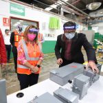 Visita Gobernadora Lorena Cuéllar la empresa Schneider Electric ubicada en Acuamanala
