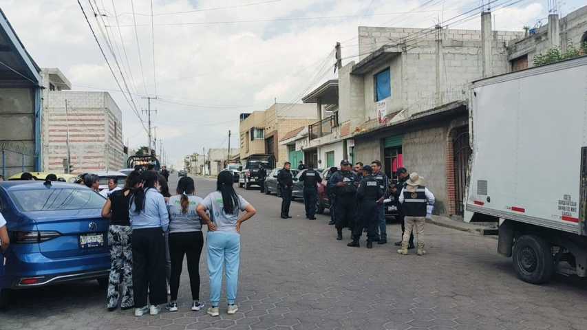 Clausuran fábrica textil de regidor de SPM que exhibió falsificación de firmas en expedientes de obras