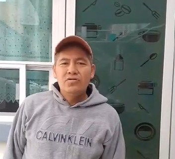 Por órdenes de Ana Lucía Arce, retienen su mototaxi a ciudadano, policías le robaron hasta su celular y su cartera